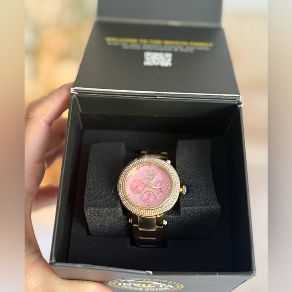 New in box authentic Invicta bolt Women's Gold and Pink mother of pearl watch - Picture 3 of 5